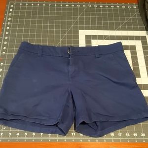 Gap khaki shorts
